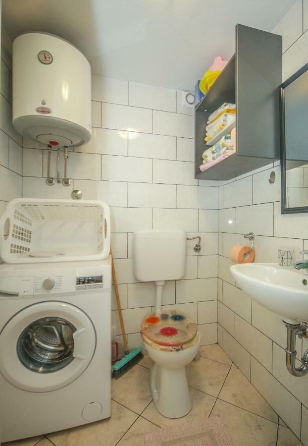 Apartman Ana Lovran Exterior photo